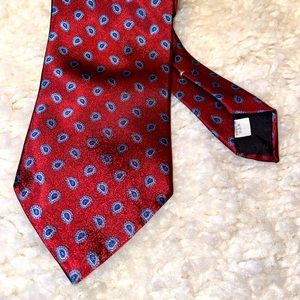 Men’s silk necktie